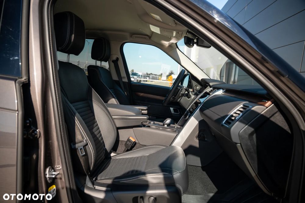 Land Rover Discovery - 16