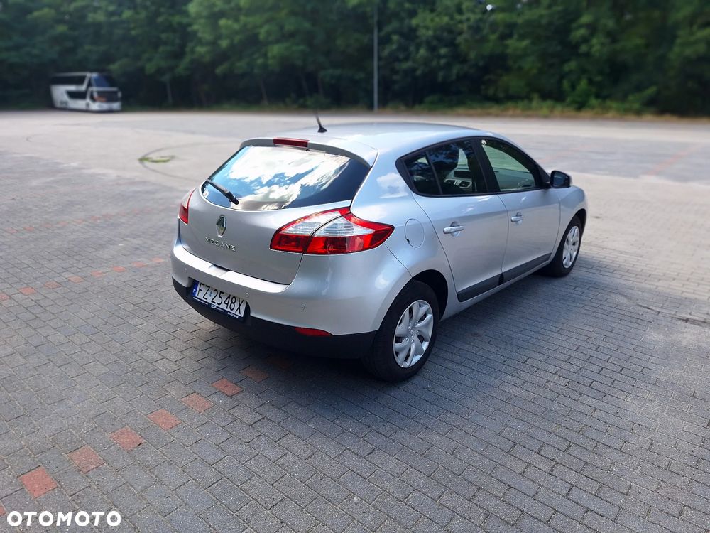 Renault Megane 1.6 16V Expression - 6