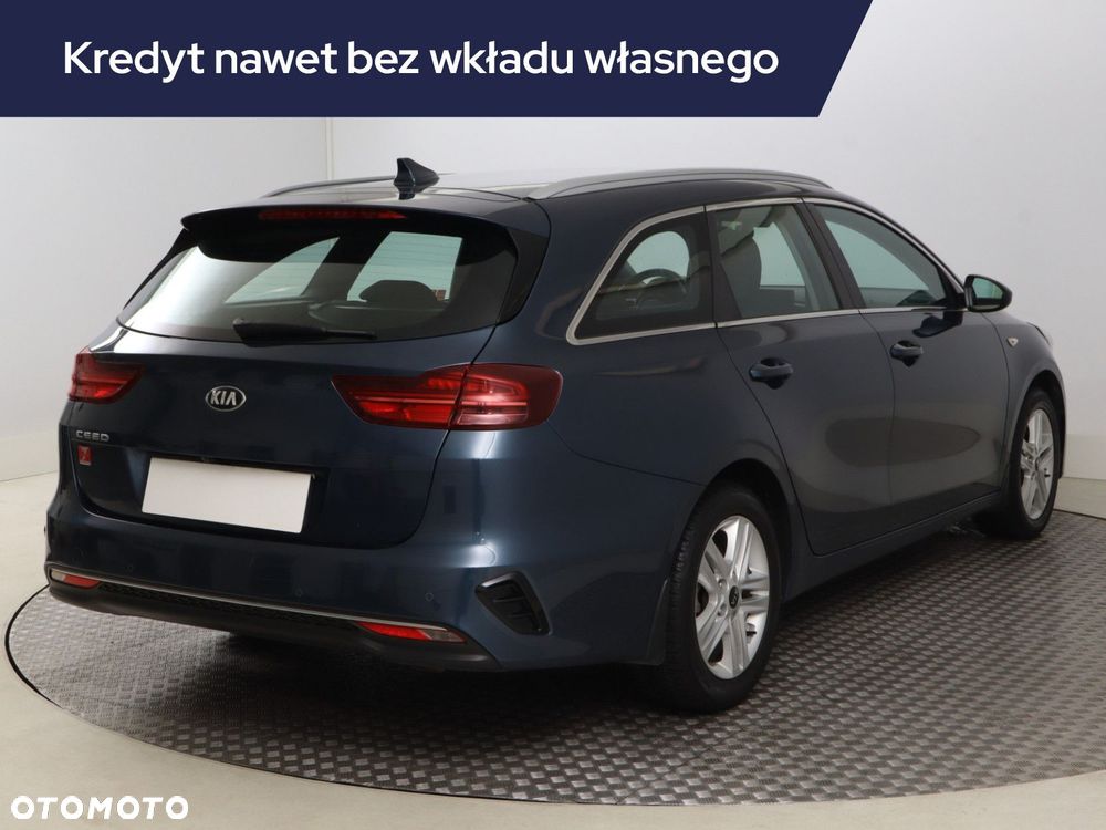 Kia Ceed - 7