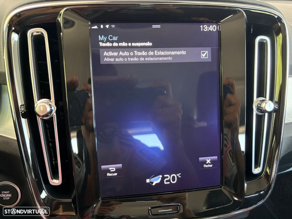Volvo XC 40 2.0 D3 Momentum Plus - 38