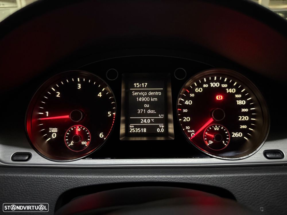 VW Passat Variant 2.0 TDi Confortline - 18