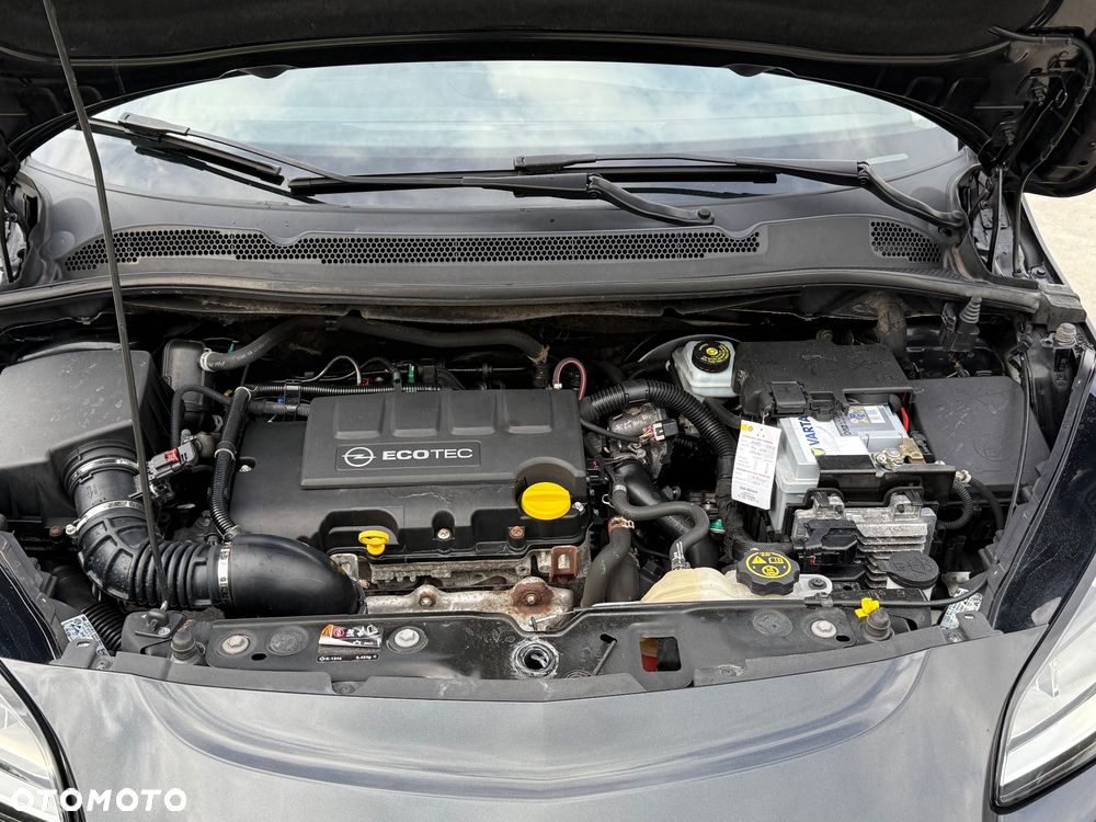 Opel Corsa 1.4 Cosmo - 26