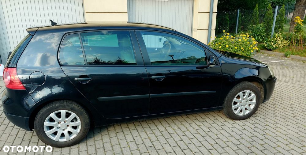 Volkswagen Golf 2.0 FSI Comfortline - 1