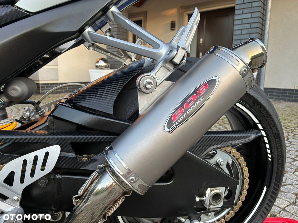 Suzuki GSX-R - 22