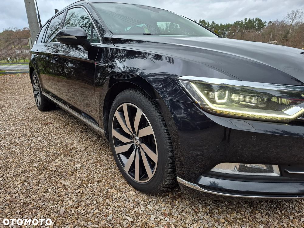 Volkswagen Passat 2.0 TDI SCR (BlueMotion Tech) 4Motion D Highline - 12