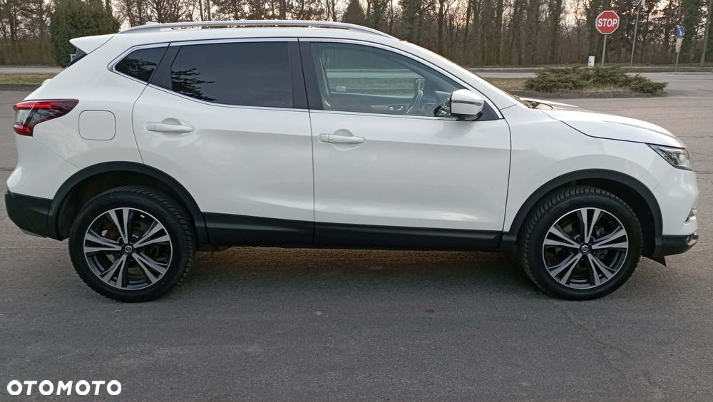 Nissan Qashqai 1.3 DIG-T N-Connecta - 5