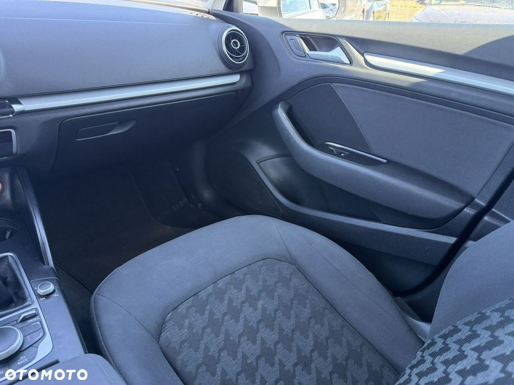 Audi A3 Sportback 1.2 TFSI Attraction - 15