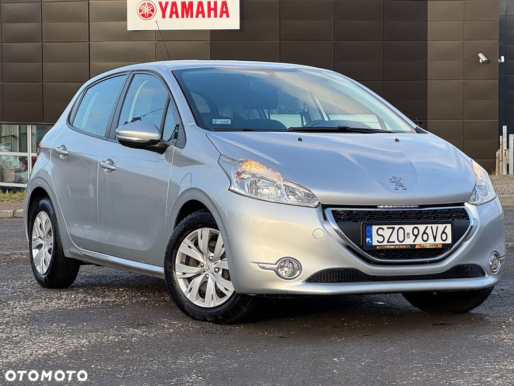 Peugeot 208 - 2