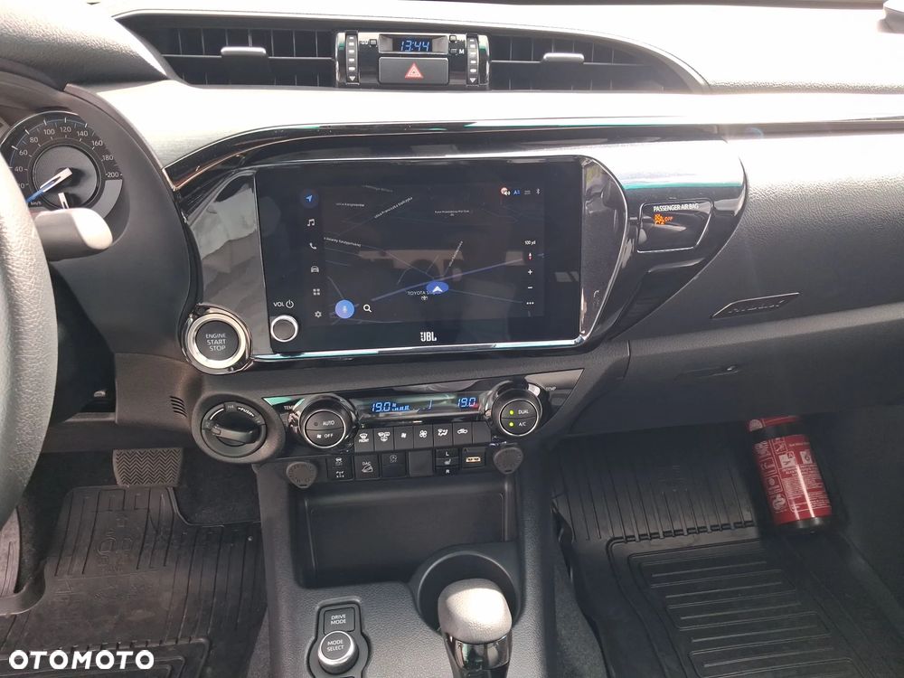 Toyota Hilux 2.8 D-4D mHEV Double Cab Invincible 4x4 - 18