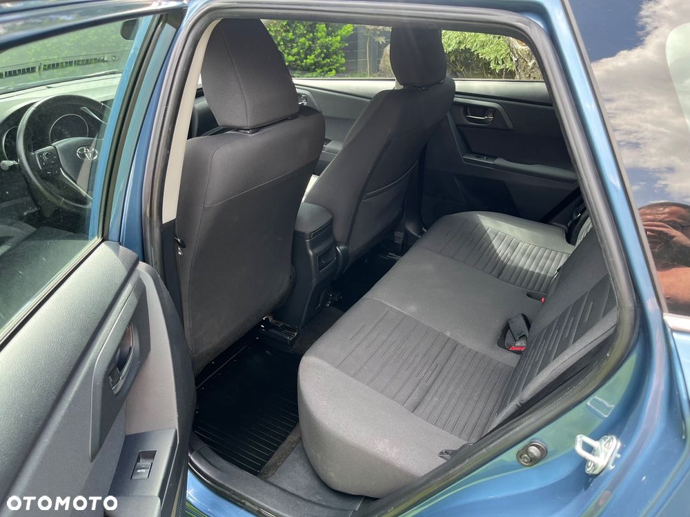 Toyota Auris 1.6 Comfort - 16