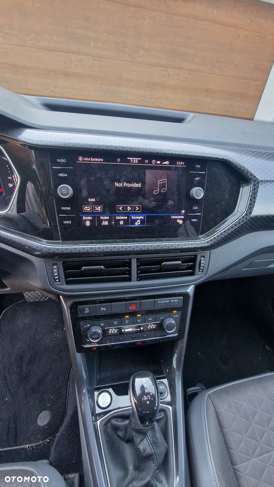 Volkswagen T-Cross - 18