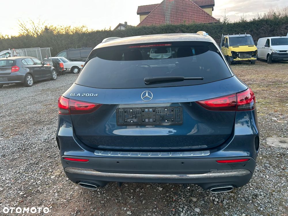 Mercedes-Benz GLA 200 d 8G-DCT Edition AMG Line - 9