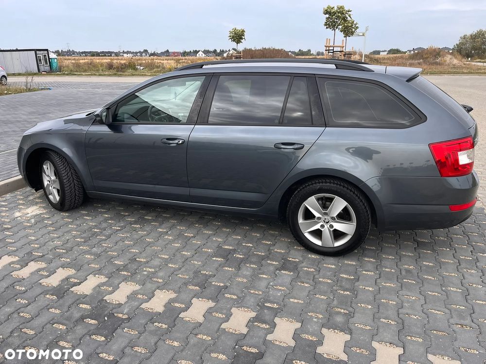 Skoda Octavia 2.0 TDI Ambition DSG - 9