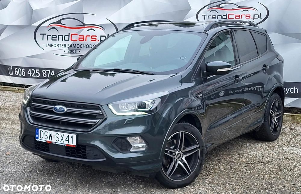 Ford Kuga 1.5 EcoBoost 2x4 ST-Line - 3