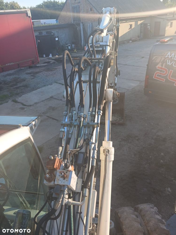 Atlas 1605 - 12