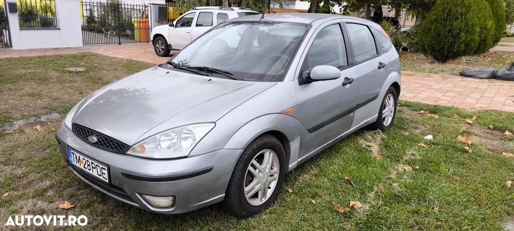 Ford Focus 1.6i 16V - 1