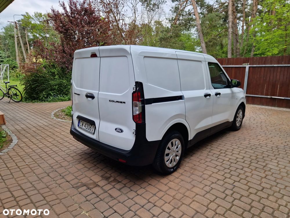 Ford Transit Courier - 3