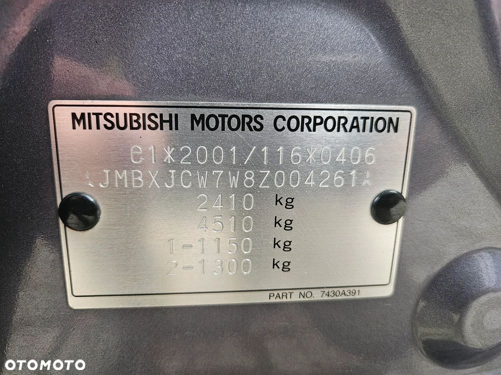 Mitsubishi Outlander 2.2 DI-D 4WD Intense - 40