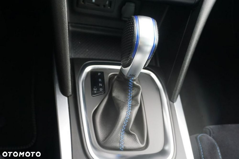 Renault Megane 1.6 TCe GT EDC - 25