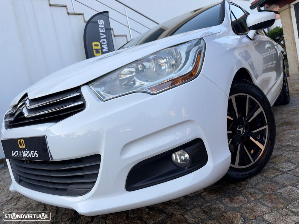 Citroën C4 e-HDi 110 EGS6 Stop/Start System Exclusive - 1