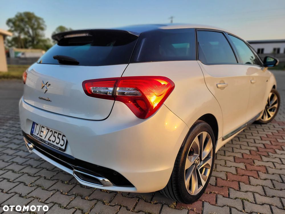 Citroën DS5 Hybrid4 Business Class - 38
