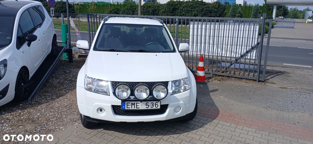 Suzuki Vitara - 1