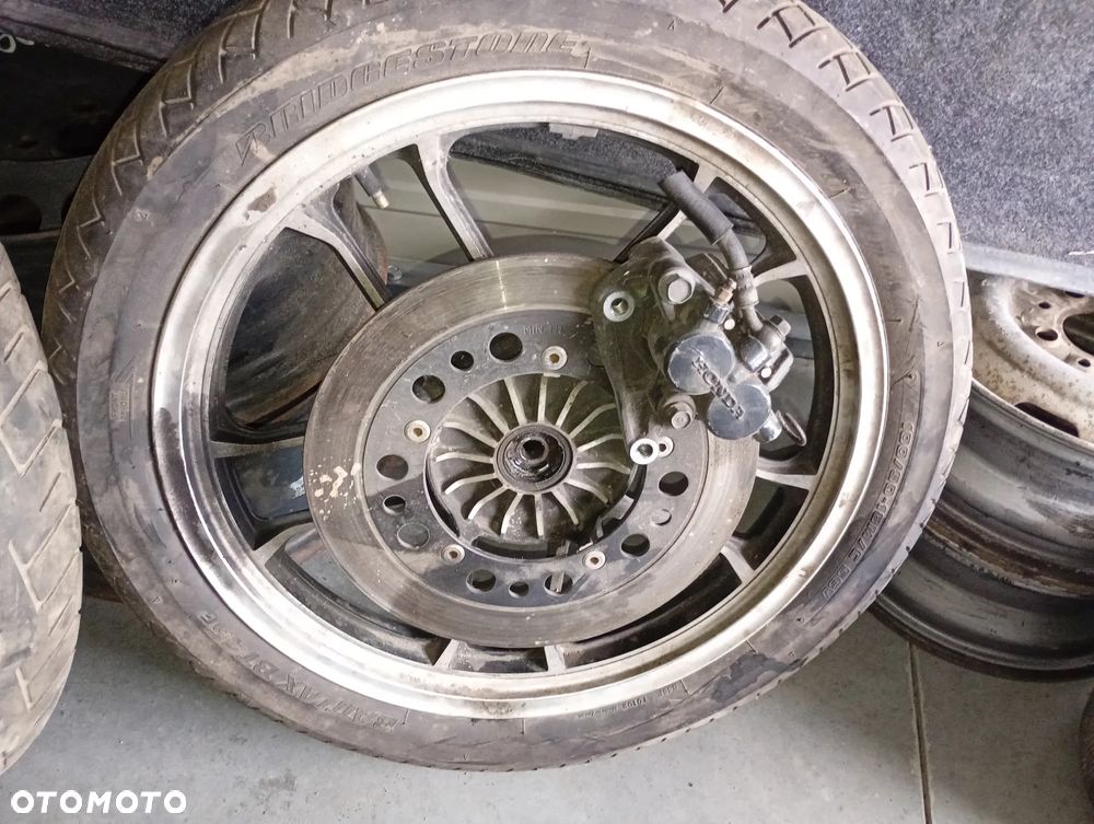 Koła Honda VF500 Magna/VT500 Shadow - 1