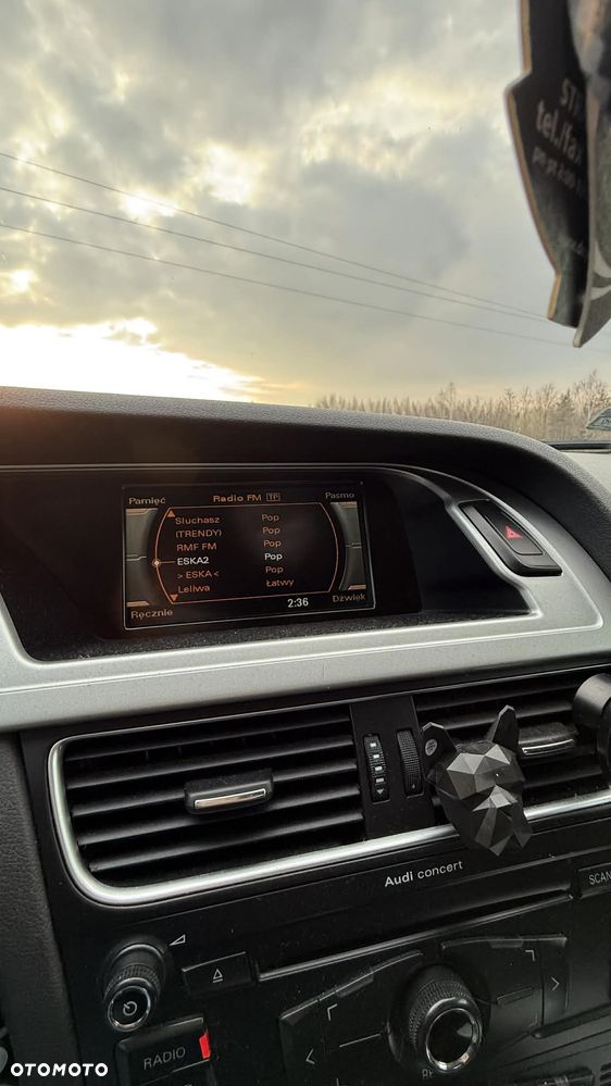 Audi A4 Limousine - 15