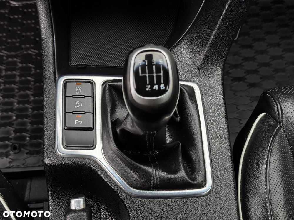 Kia Sportage 1.7 CRDI 2WD ISG Spirit - 13