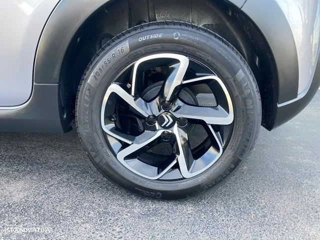 Citroën C3 1.2 PureTech C-Series - 10