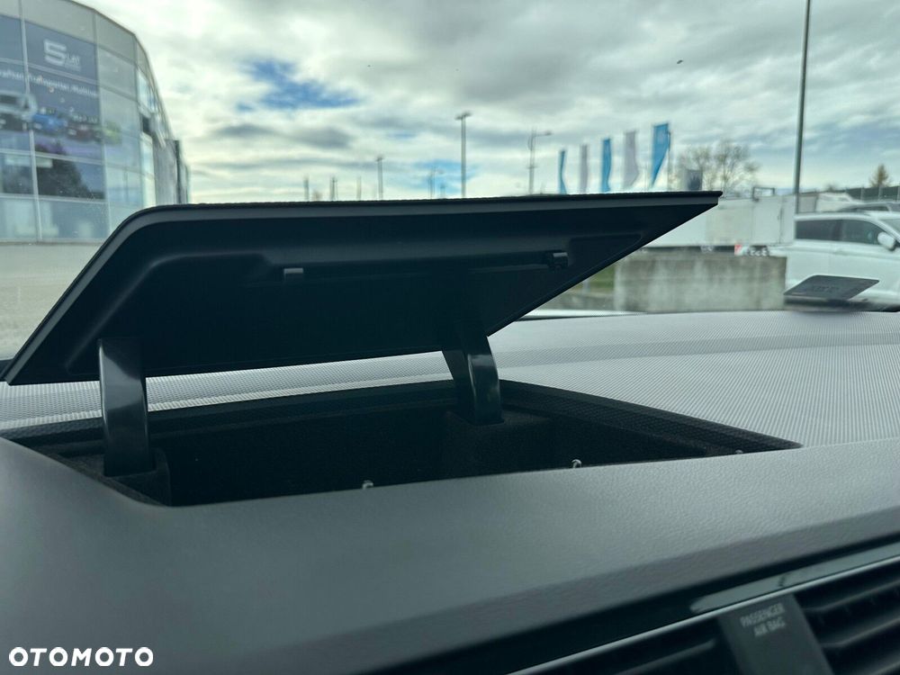 Volkswagen Tiguan - 33