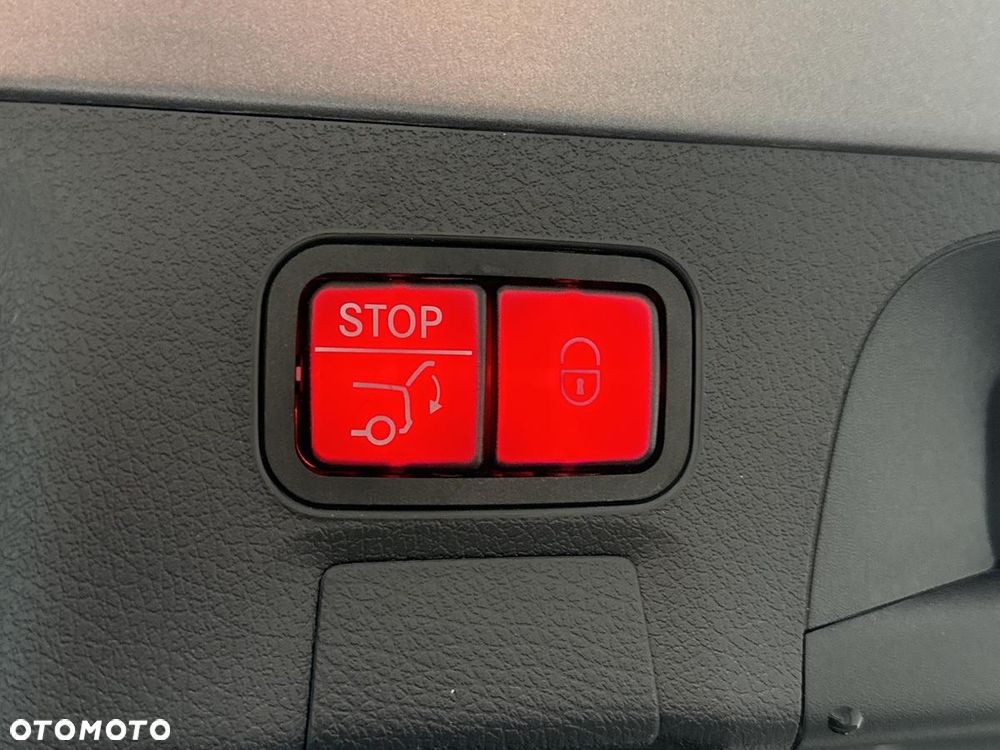 Mercedes-Benz CLA AMG 45 S 4-Matic+ 8G-DCT - 25