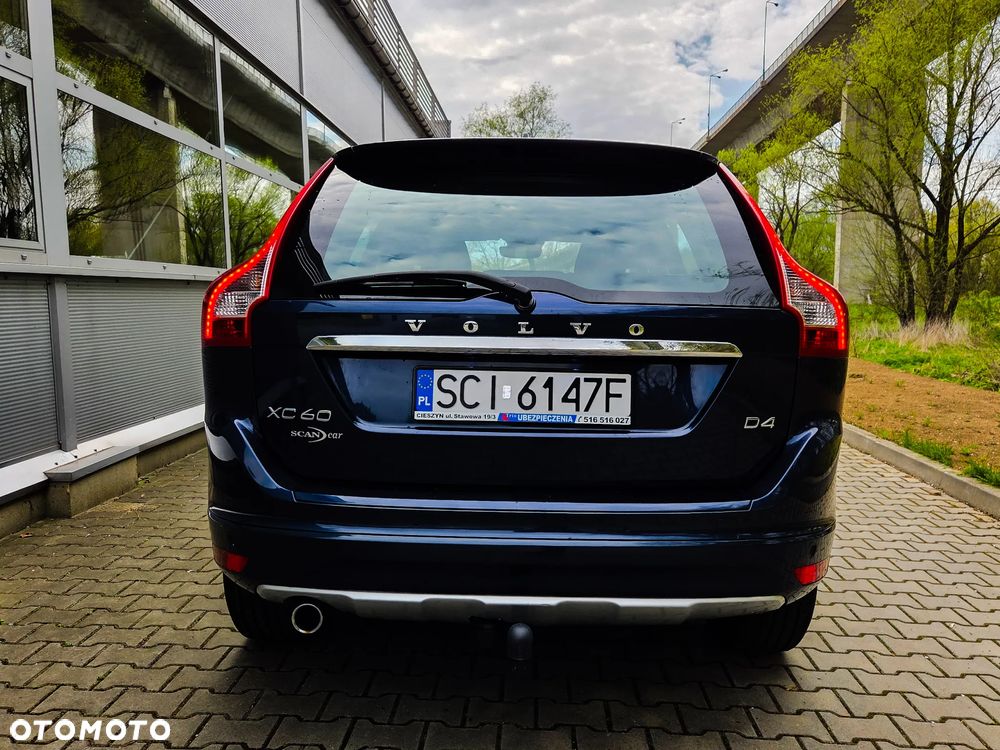 Volvo XC 60 D4 Momentum - 34