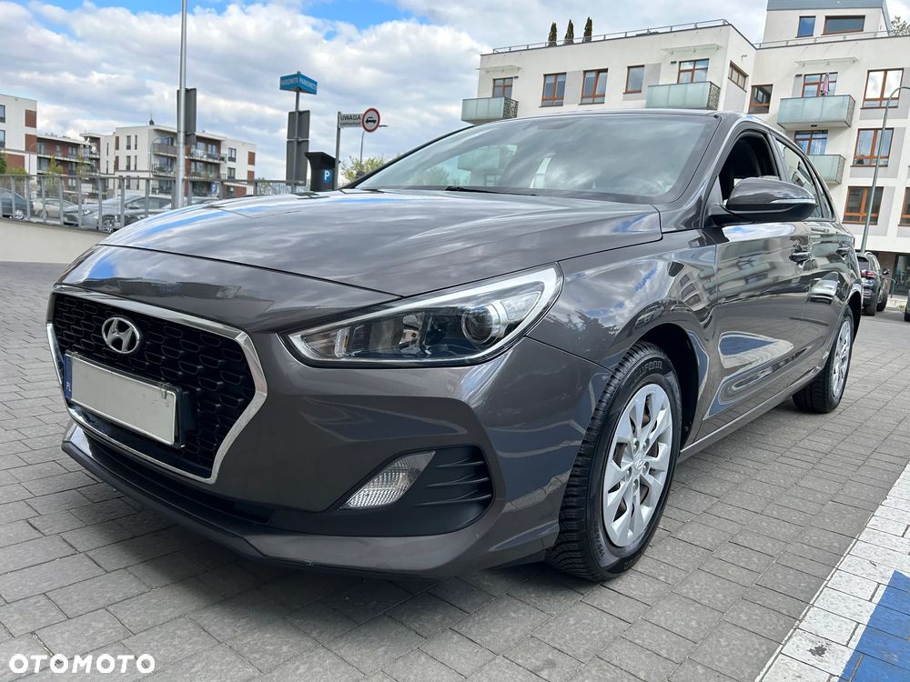 Hyundai i30 1.4 Classic + - 27