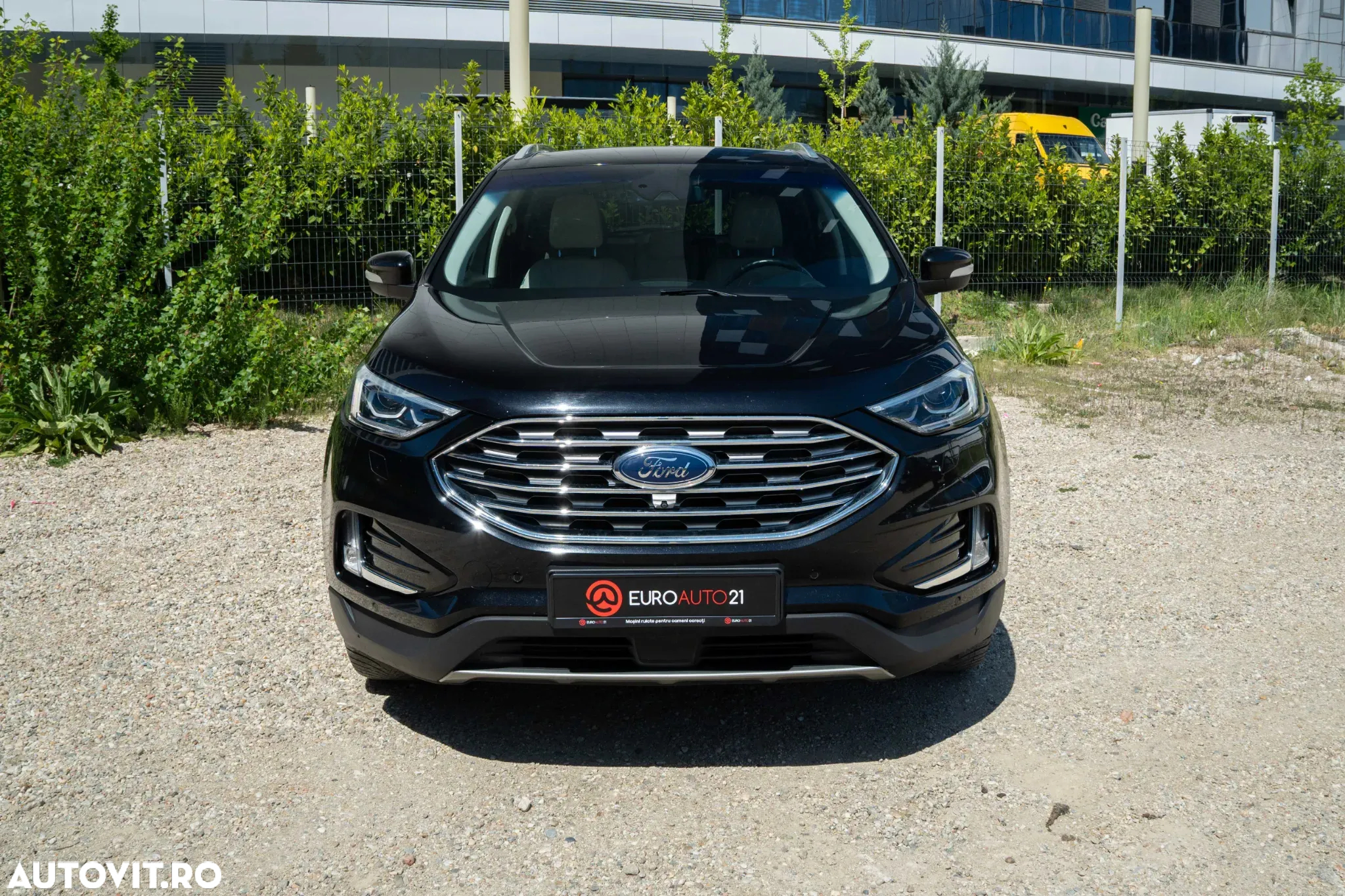 Ford Edge 2.0 Panther A8 AWD Titanium - 2