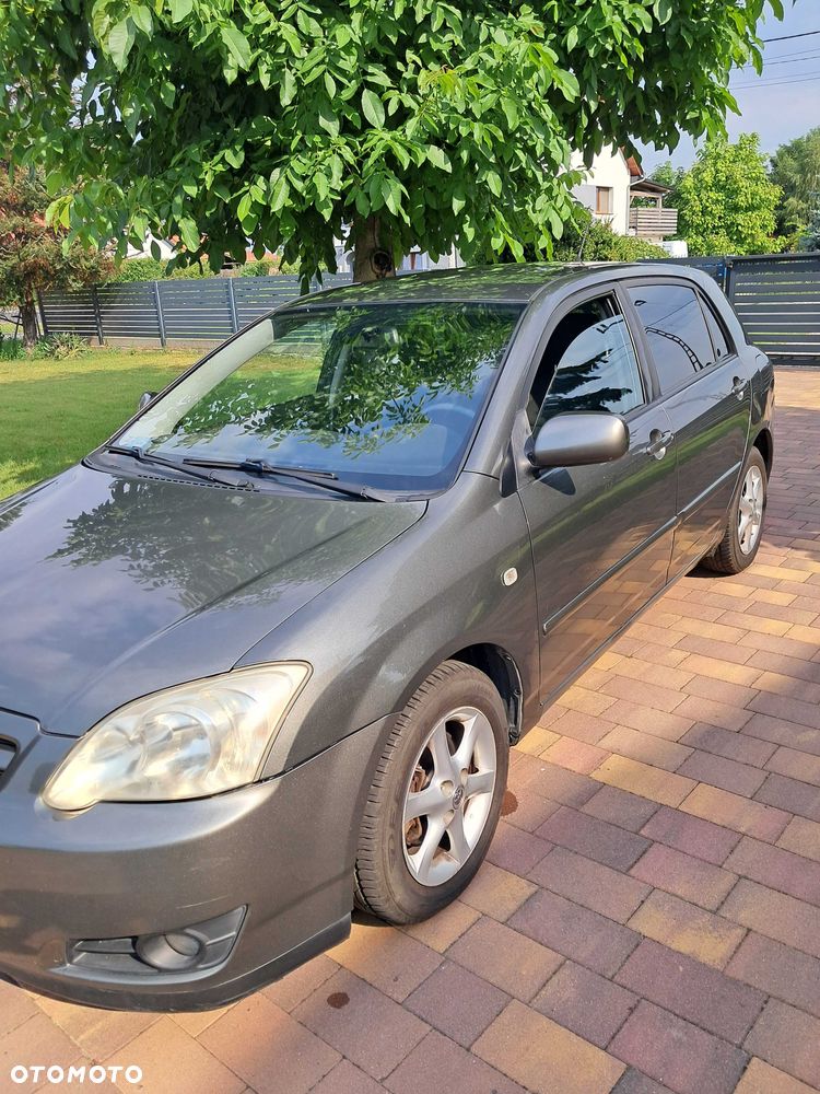 Toyota Corolla - 8