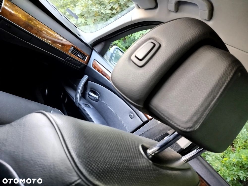 BMW Seria 5 535d - 27