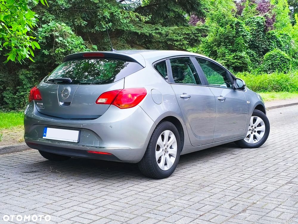 Opel Astra 1.6 Enjoy - 5