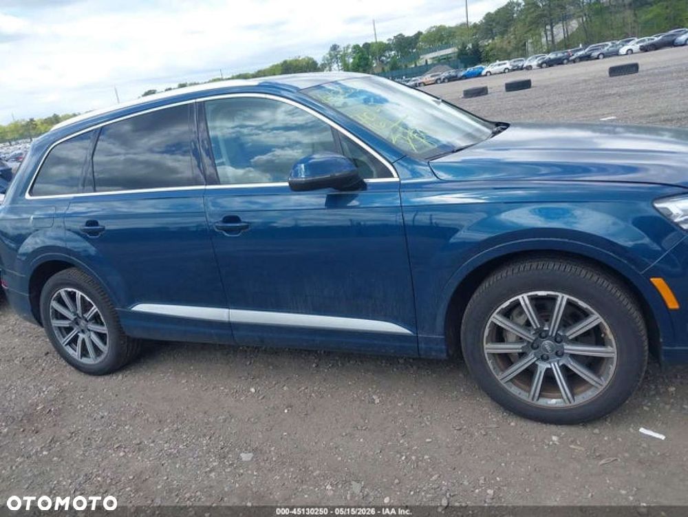 Audi Q7 - 7