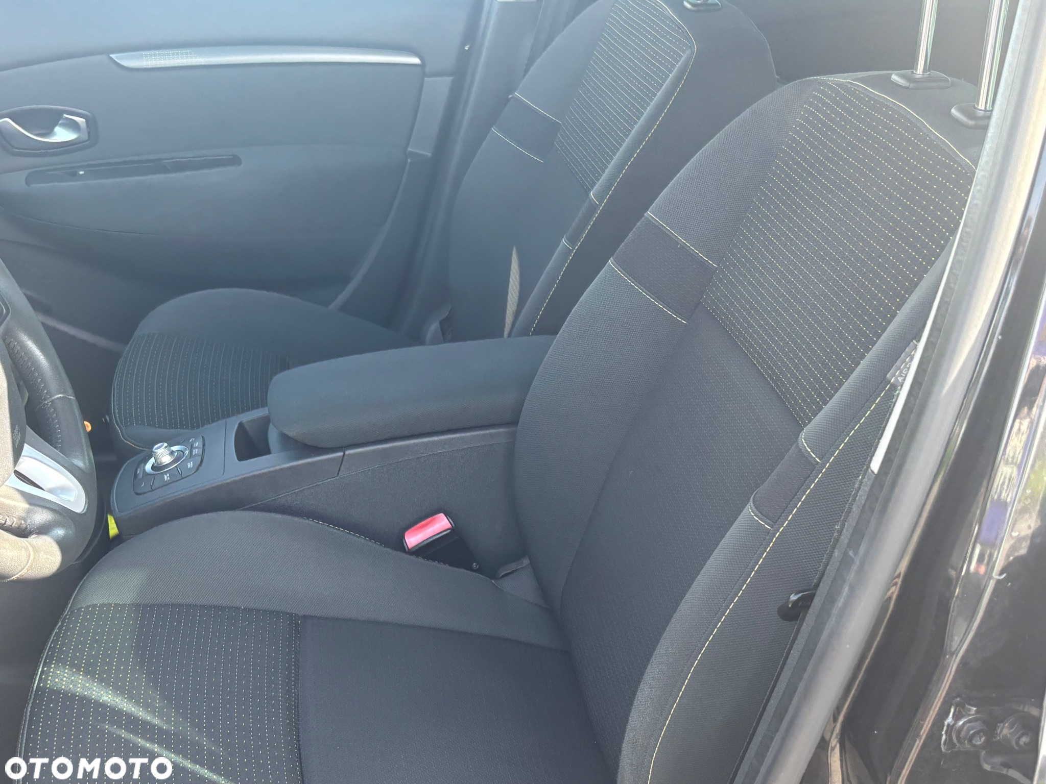 Renault Scenic 1.4 16V TCE TomTom Edition - 19