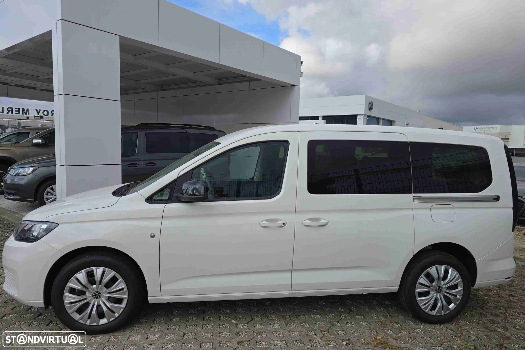 VW Caddy Maxi 25 2.0 TDI - 18