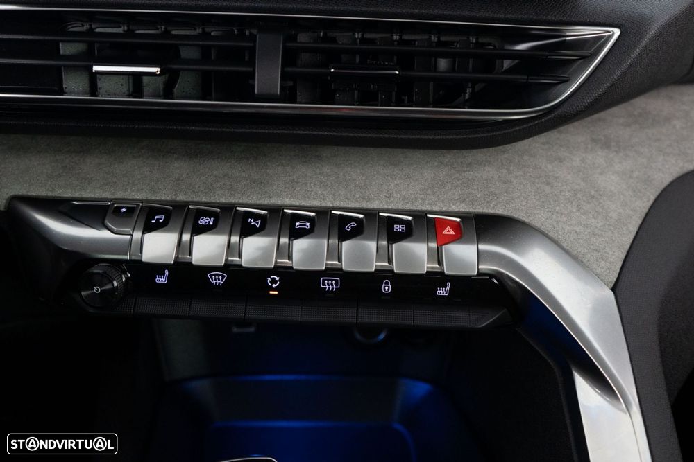 Peugeot 3008 1.6 Hybrid GT e-EAT8 - 28