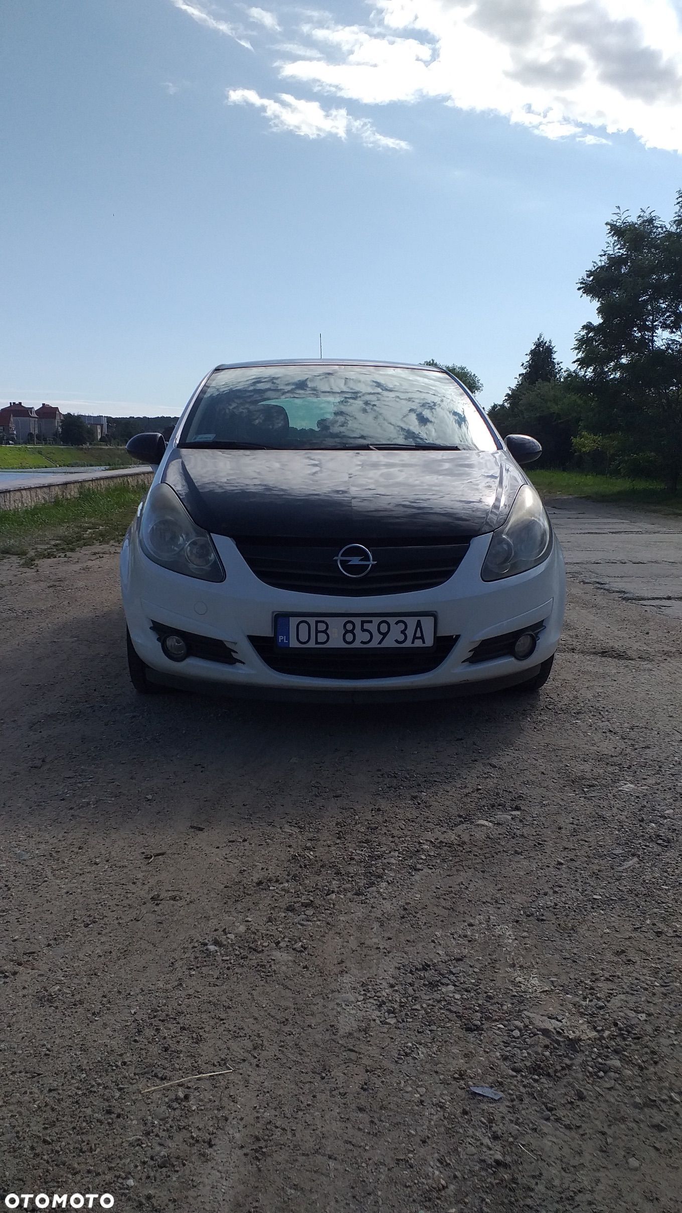 Opel Corsa 1.4 16V Cosmo - 1