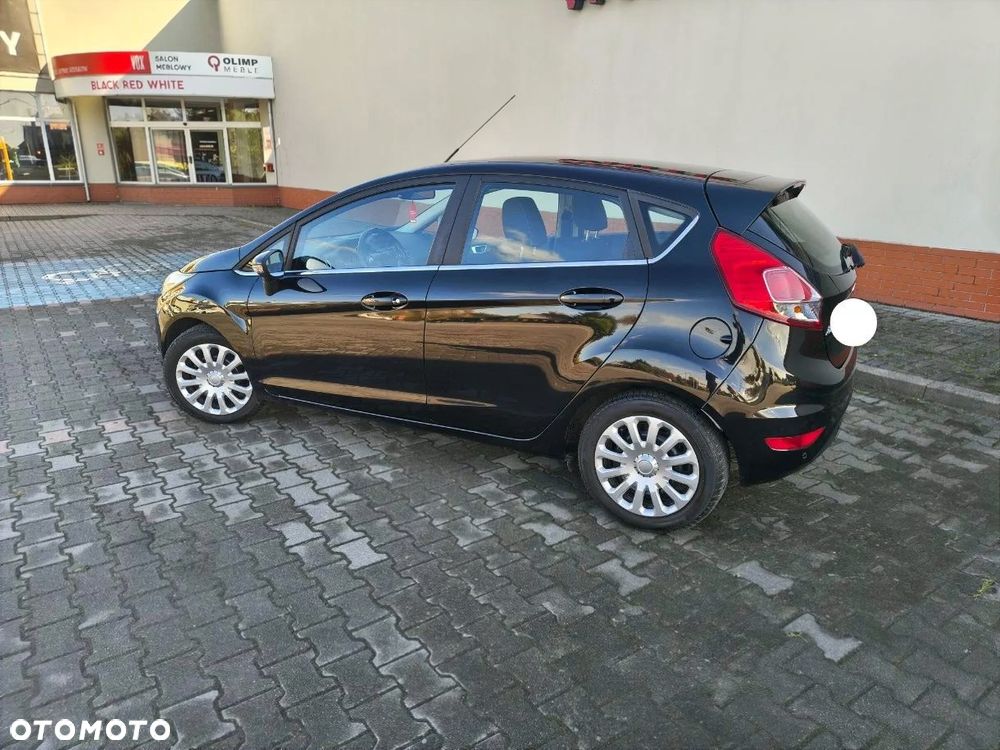 Ford Fiesta 1.6 TDCi DPF Titanium - 7