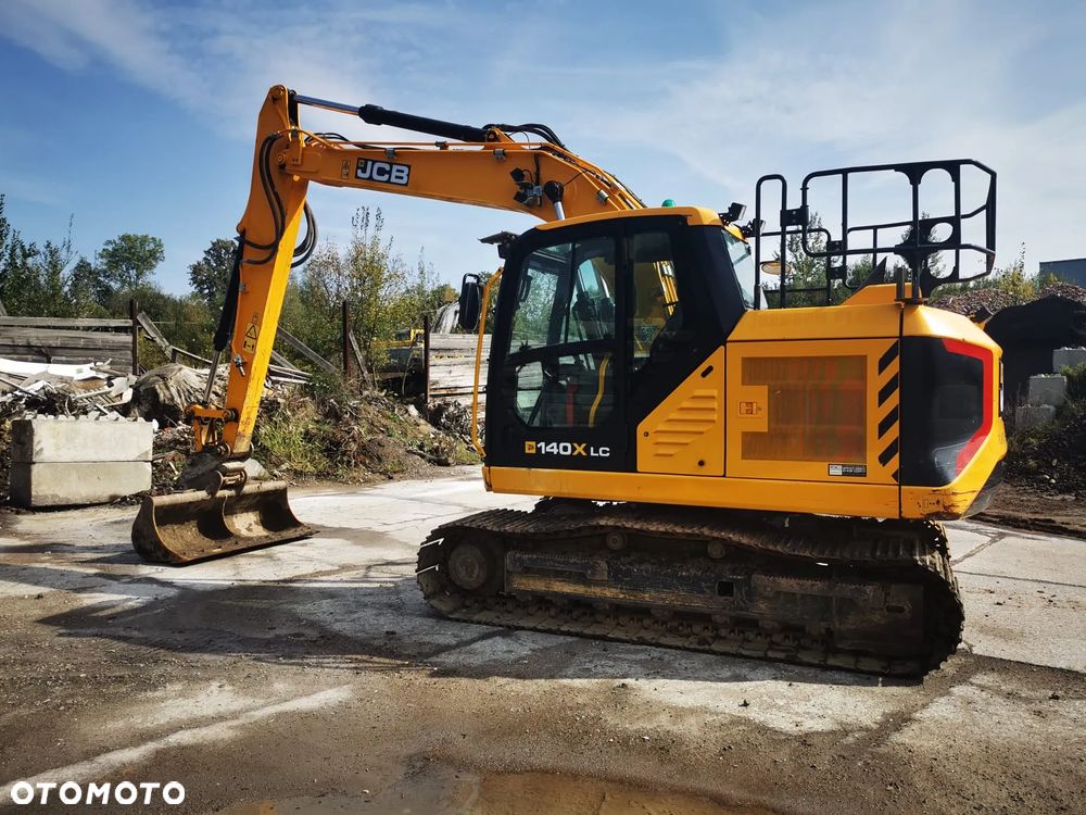 JCB 140 X LC 2021 ROK - 4