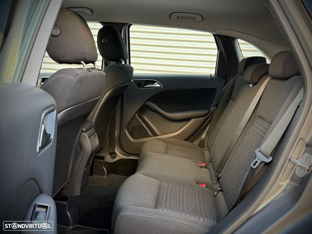 Mercedes-Benz B 180 CDi BE Fleet Pack - 11