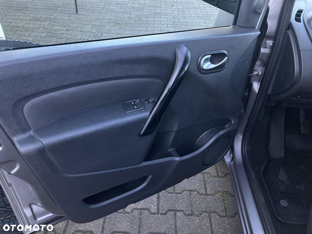 Renault Kangoo 1.5 dCi Zen Eu6 - 10