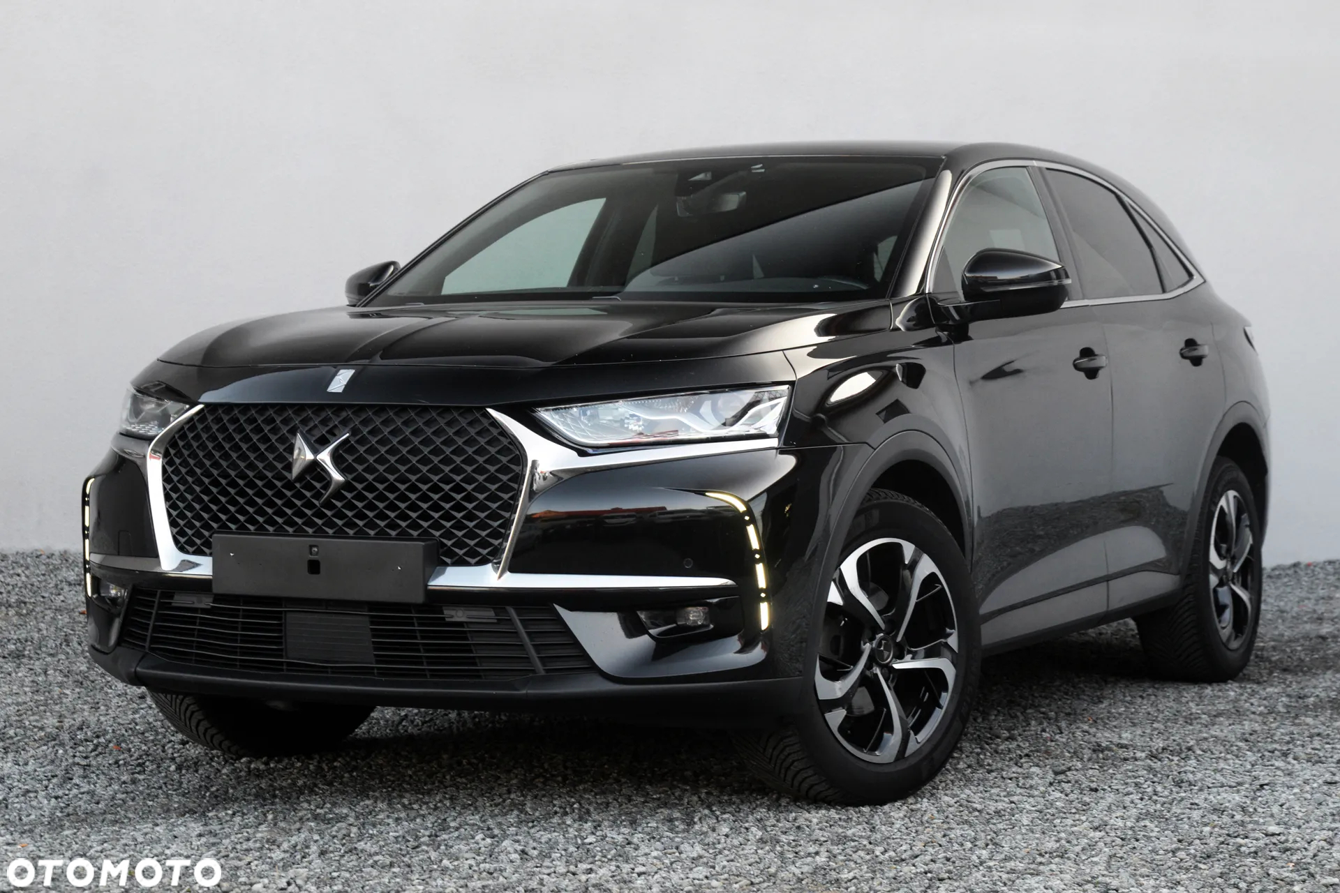 DS Automobiles DS 7 Crossback 1.5 BlueHDi Performance Line + - 19