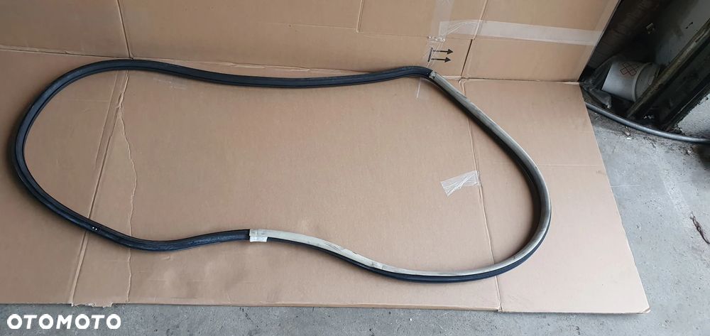 Uszczelka drzwi lewy przód przednia lewa Skoda Superb I 3B0867365L - 1
