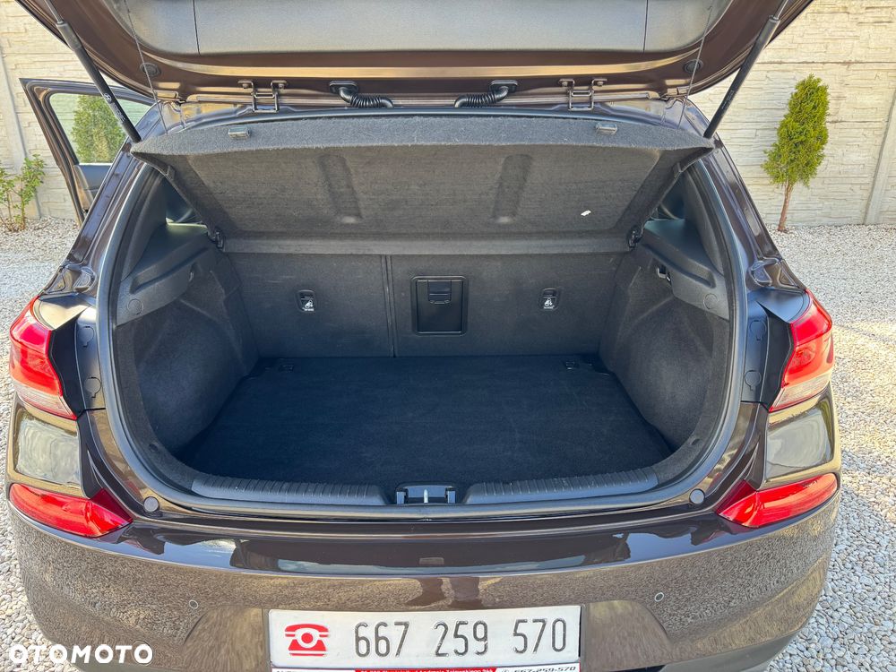 Hyundai i30 1.6 CRDI Intro Edition - 27
